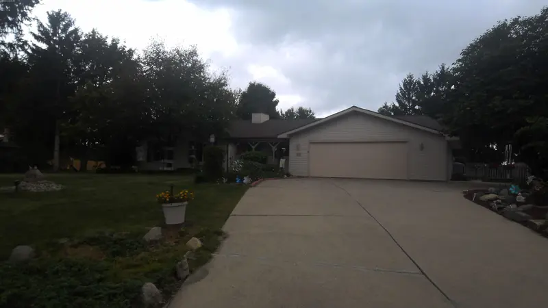 Property photo: 4728 WILLIAMSBURG CT