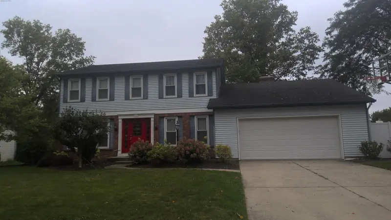 Property photo: 4814 ABOITE LAKE DR