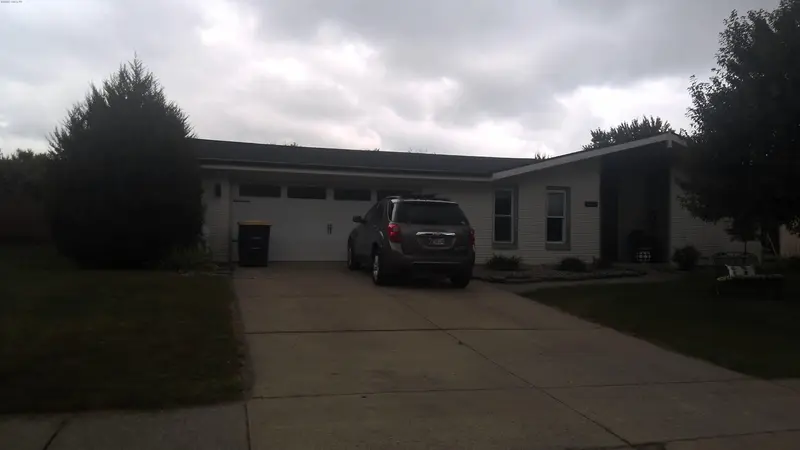 Property photo: 4821 LIVE OAK CT