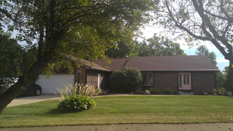 Property photo: 5027 BINFORD LN