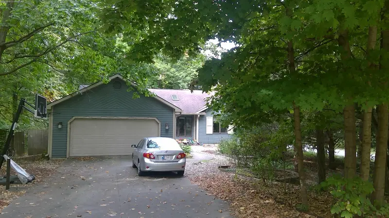 Property photo: 5106 LAREKIT LN