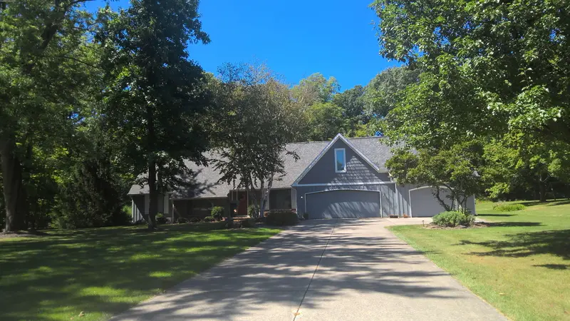 Property photo: 5112 SHERINGTON RD