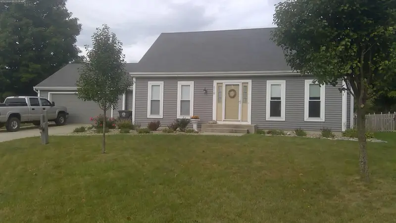 Property photo: 5118 BINFORD LN