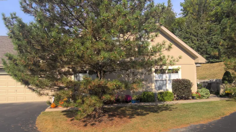 Property photo: 5122 COVENTRY LN