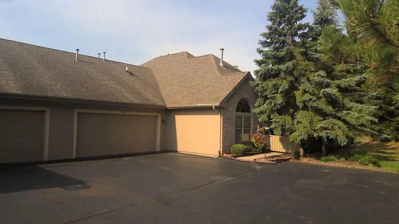 Property photo: 5154 COVENTRY LN