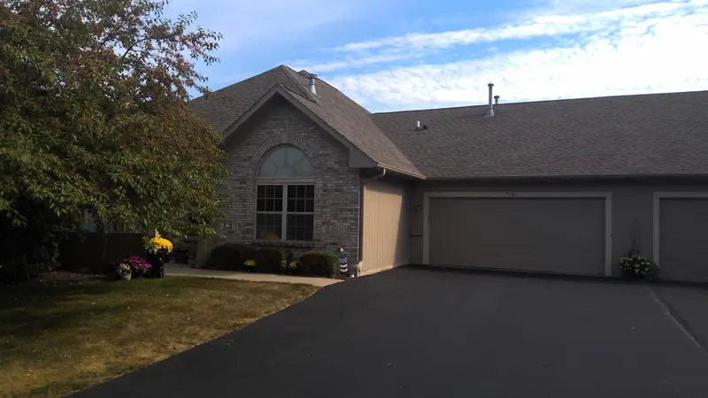 Property photo: 5184 COVENTRY LN