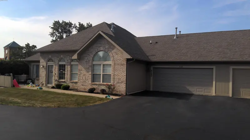 Property photo: 5190 COVENTRY LN