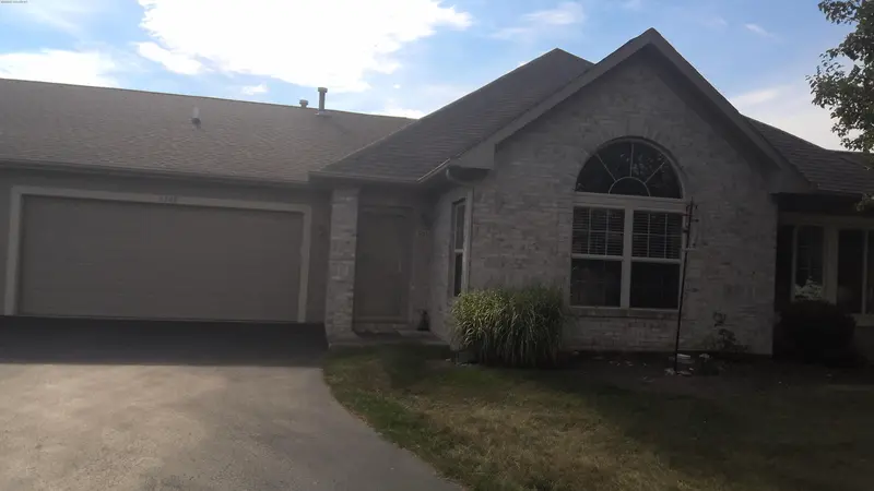 Property photo: 5208 COVENTRY LN