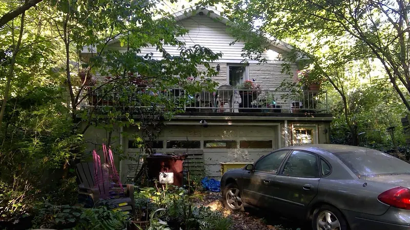 Property photo: 5211 CRESTHILL DR