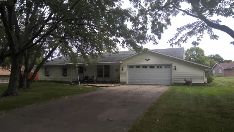 Property photo: 5211 OAK MAST TRL