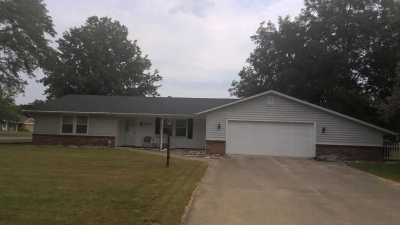 Property photo: 5305 OAK MAST TRL
