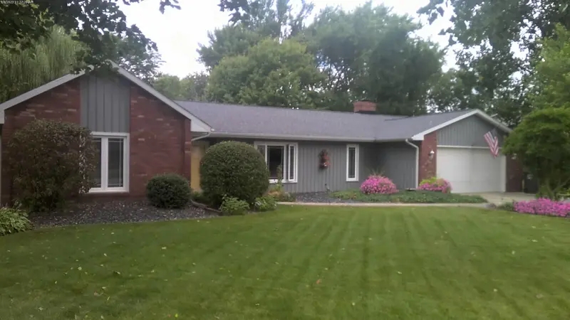 Property photo: 5330 MEXICO DR