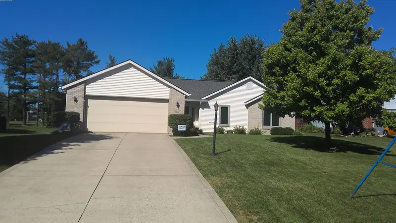 Property photo: 5410 PRIMROSE DR