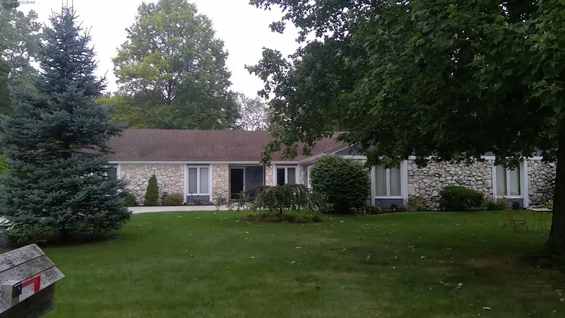 Property photo: 5411 SHERINGTON RD