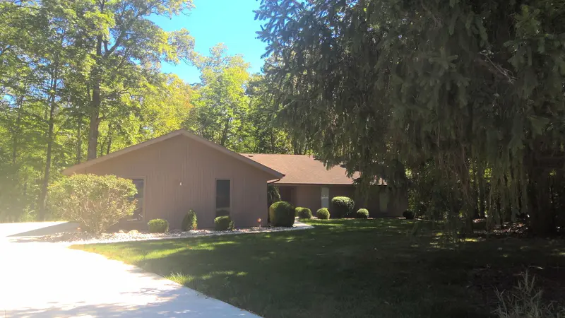 Property photo: 5503 SHERINGTON RD