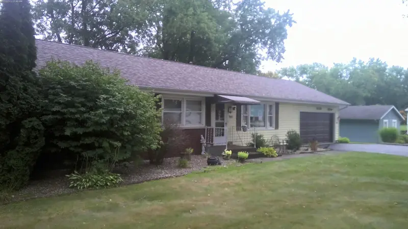 Property photo: 5505 WESTBREEZE TRL