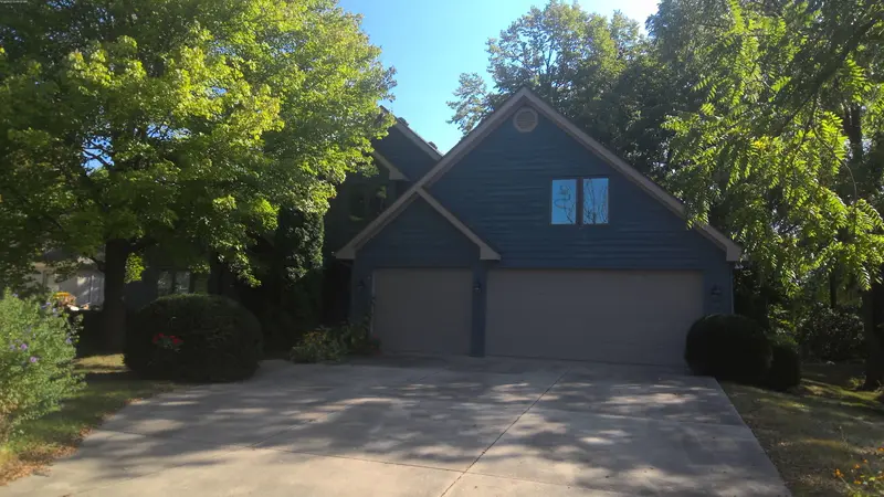 Property photo: 5507 MIDDLE GROVE RD