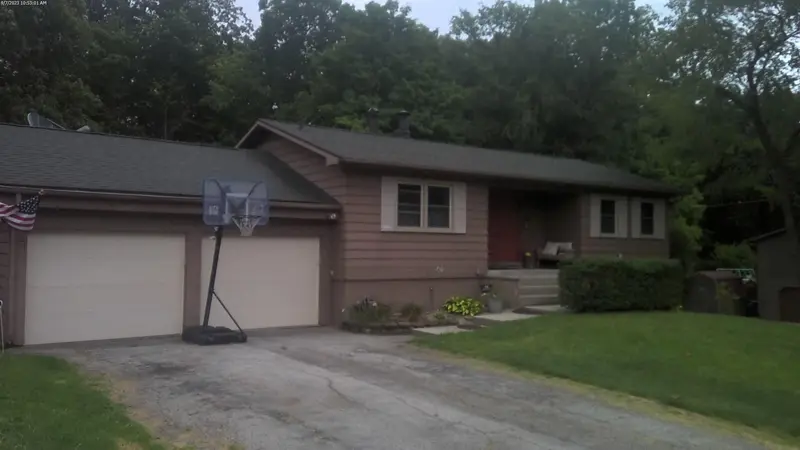 Property photo: 5515 CRESTHILL DR