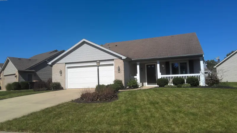 Property photo: 5520 SENNA DR