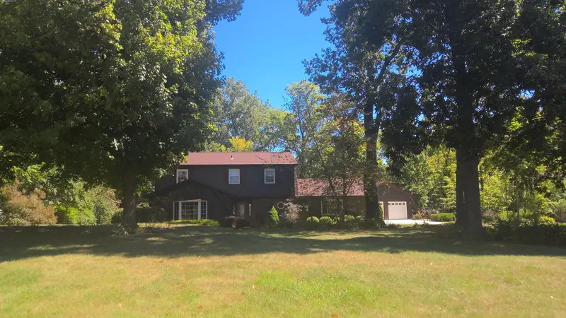 Property photo: 5533 SHERINGTON RD