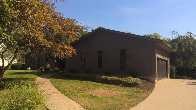 Property photo: 5535 BURNHAM WOODS LN