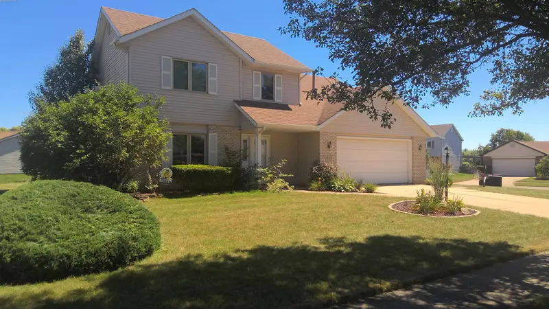 Property photo: 5615 COLUMBINE LN