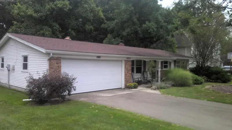 Property photo: 5625 CRESTHILL DR