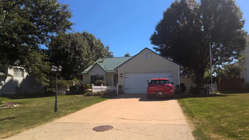 Property photo: 5705 SENNA CT