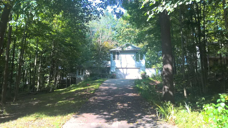 Property photo: 5710 BURNHAM WOODS LN