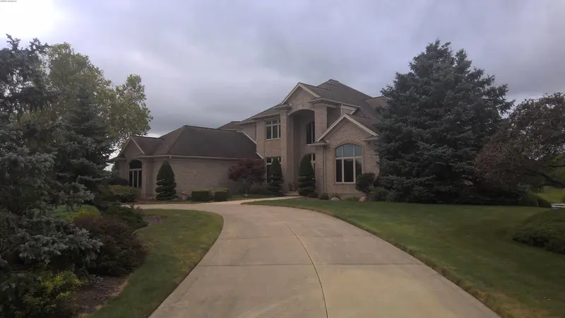 Property photo: 5717 ABBEYHILL RD