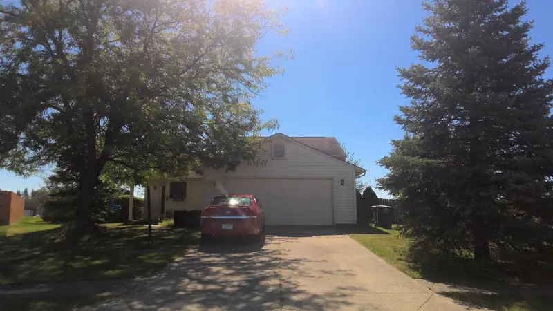 Property photo: 5725 SENNA CT