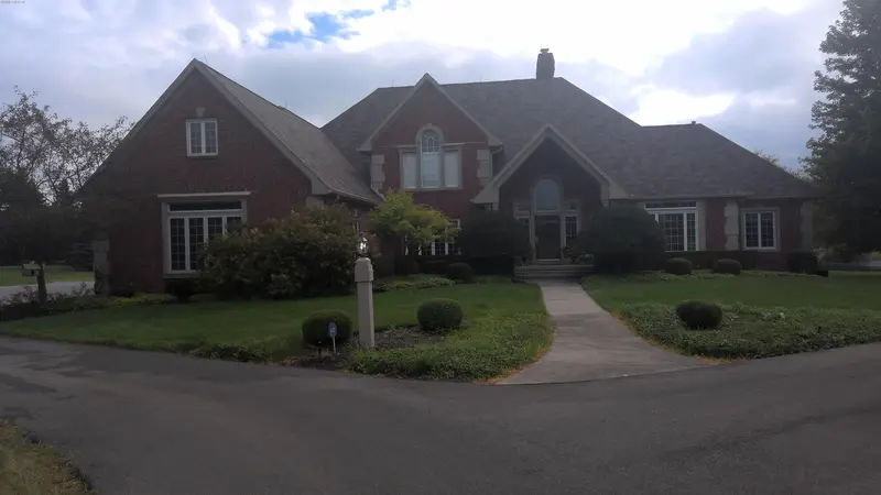 Property photo: 5732 ABBEYHILL RD