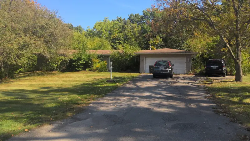 Property photo: 5809 EASTHILLS RD