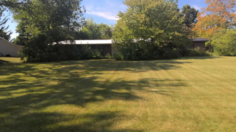 Property photo: 5810 EASTHILLS RD