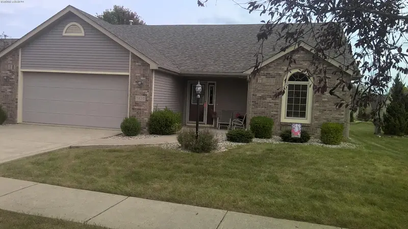 Property photo: 5825 TWEEDSMUIR CIR