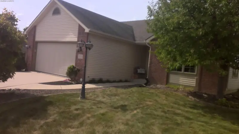 Property photo: 5834 TWEEDSMUIR CIR