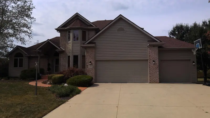 Property photo: 5916 CHASE CREEK CT