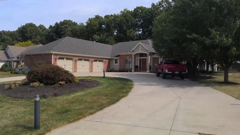 Property photo: 5925 CHASE CREEK CT