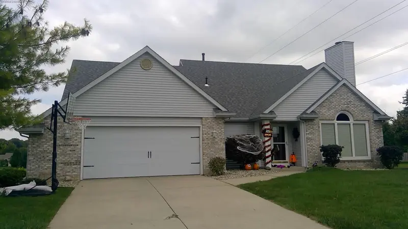 Property photo: 5927 CHAPEL PINES RUN