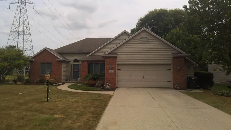 Property photo: 6001 AURORA PL