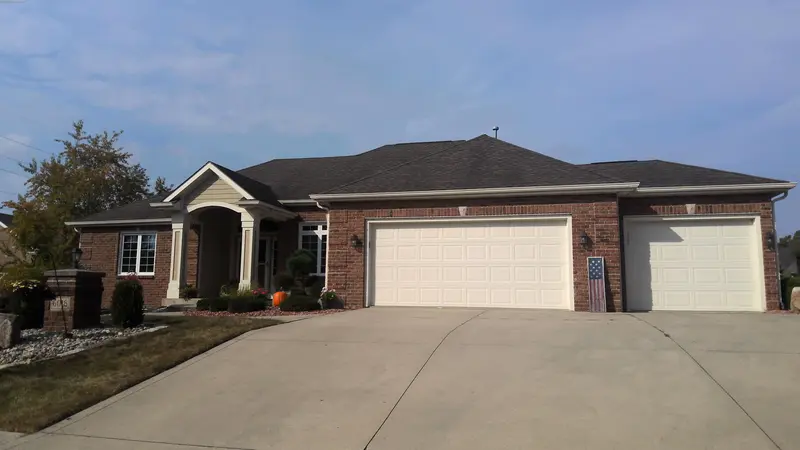 Property photo: 6018 BEAVER CREEK CT