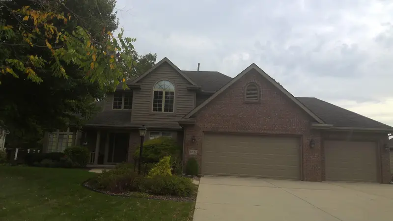 Property photo: 6021 AURORA PL