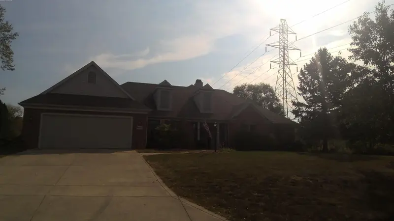 Property photo: 6033 BEAVER CREEK CT