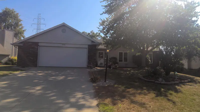 Property photo: 6101 SPY GLASS RUN