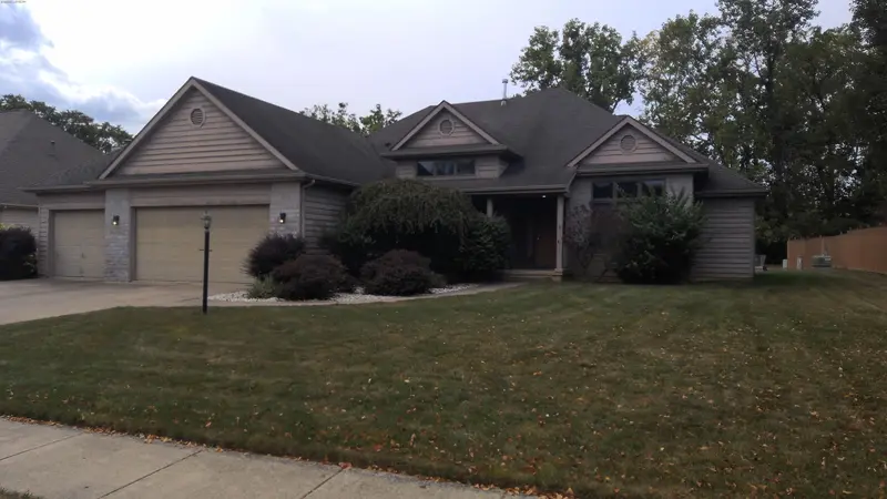 Property photo: 6106 AURORA PL