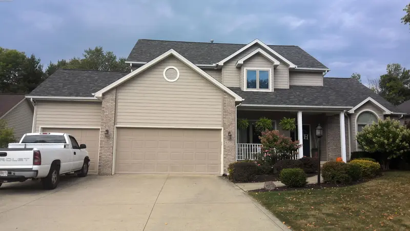 Property photo: 6108 ALMOND BLUFF PASS