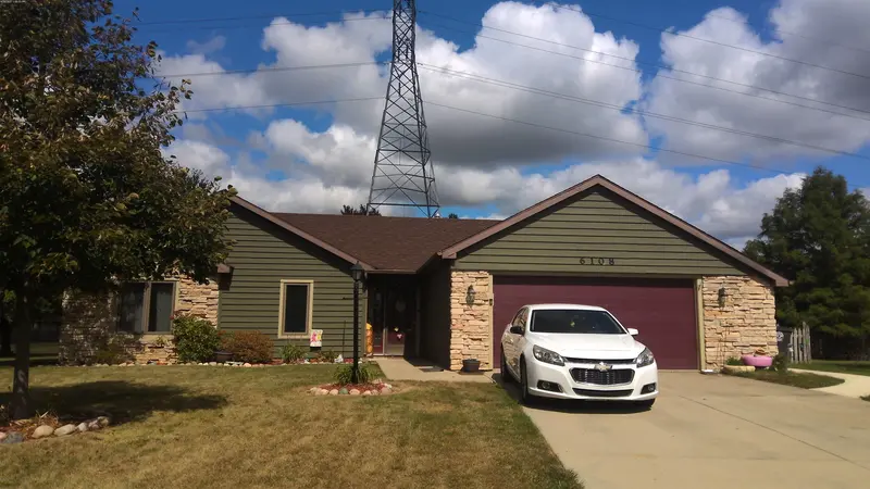 Property photo: 6108 SHADOW RIDGE PL