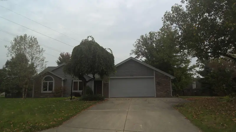 Property photo: 6109 SHADOW RIDGE PL