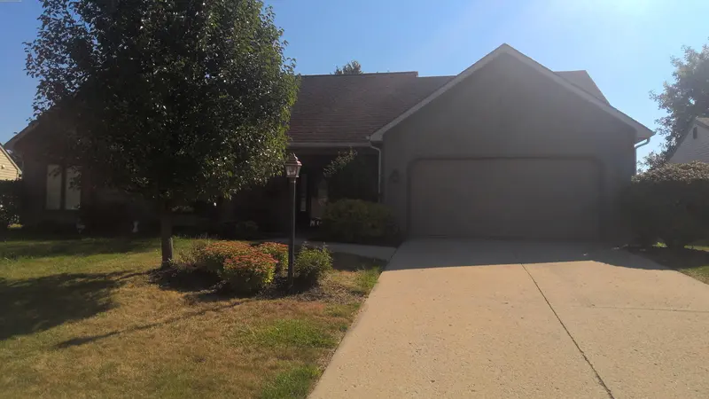 Property photo: 6113 SPY GLASS RUN