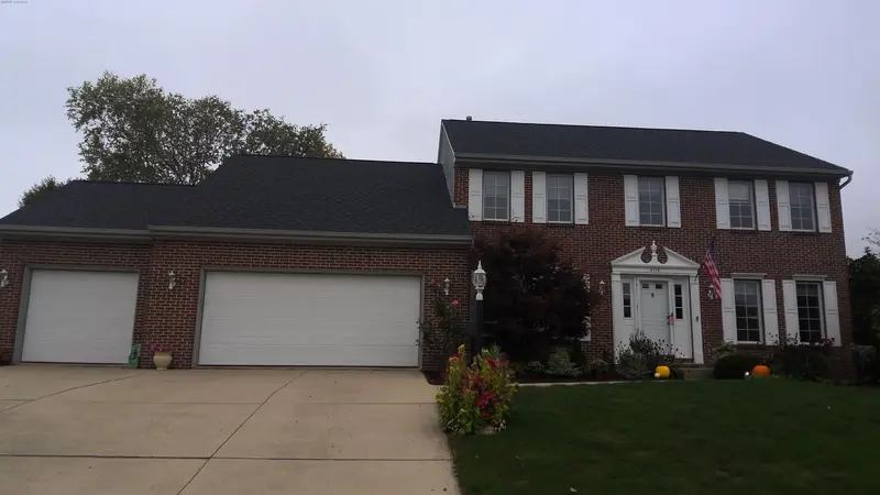 Property photo: 6116 WATERSIDE DR